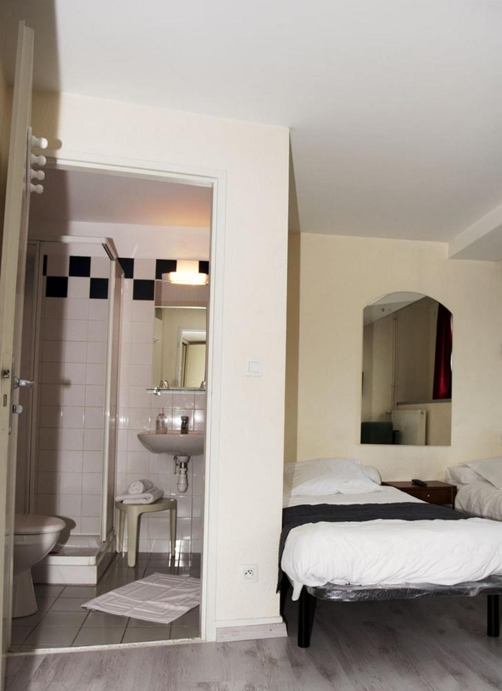 Acacias Apparts Hotel Plombieres-les-Bains Bilik gambar